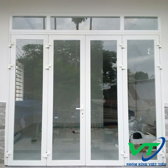 Cửa đi 4 cánh mở quay